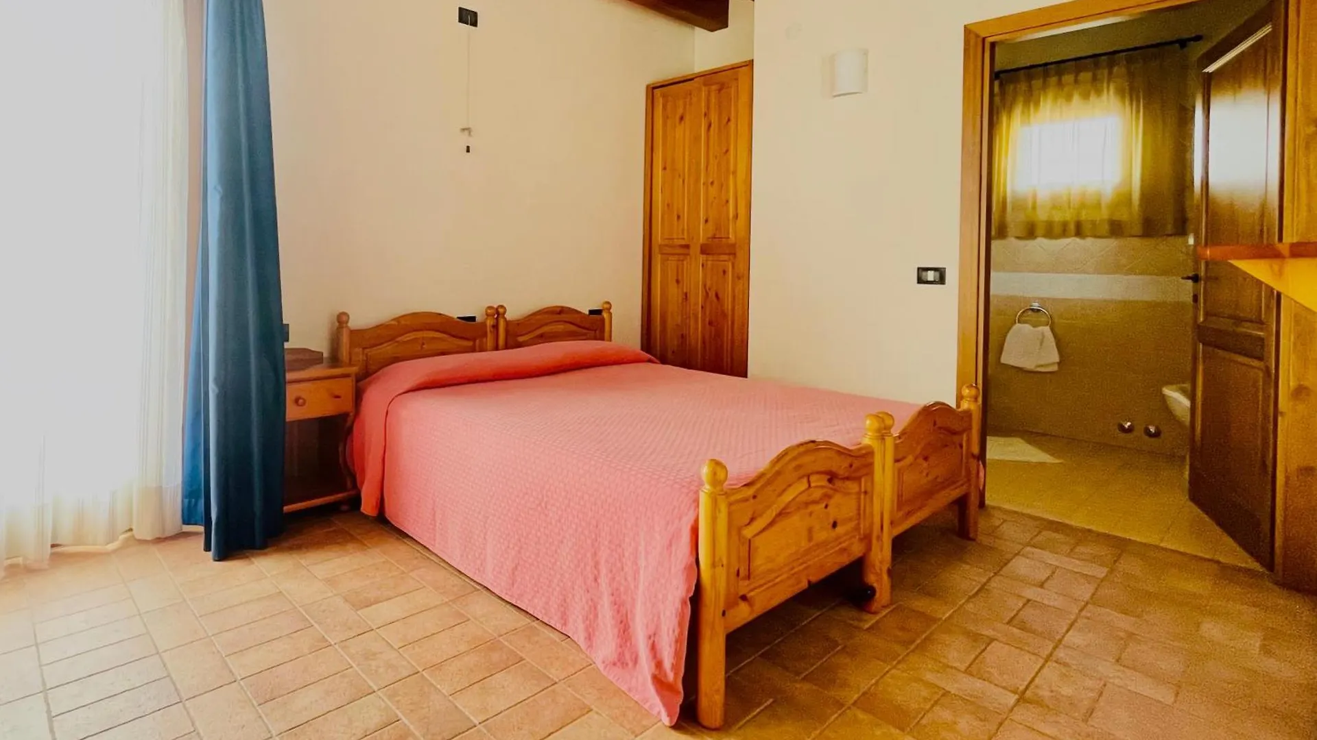 Farm stay Agriturismo P Rato Fiorito Santi Angeli